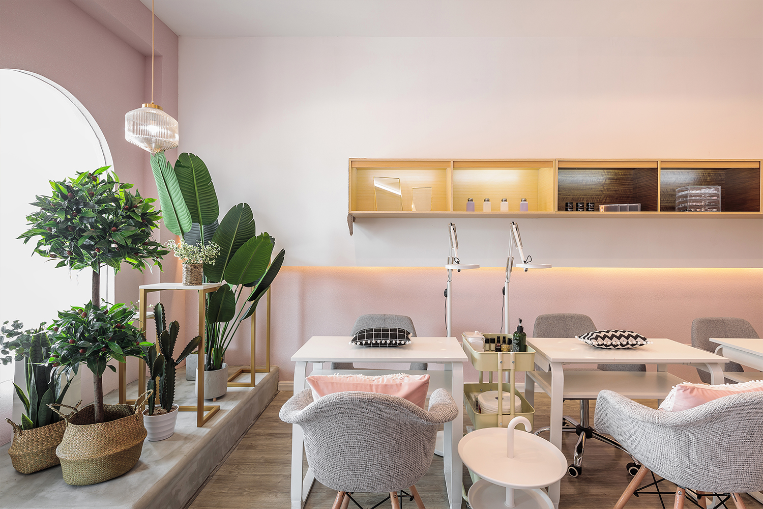 普陀區(qū)90平美甲店辦公室裝修設(shè)計(jì)-第4張圖片-上海古都建筑設(shè)計(jì)集團(tuán) 普陀區(qū)90平美甲店辦公室裝修設(shè)計(jì)-第4張圖片-上海古都建筑設(shè)計(jì)集團(tuán)