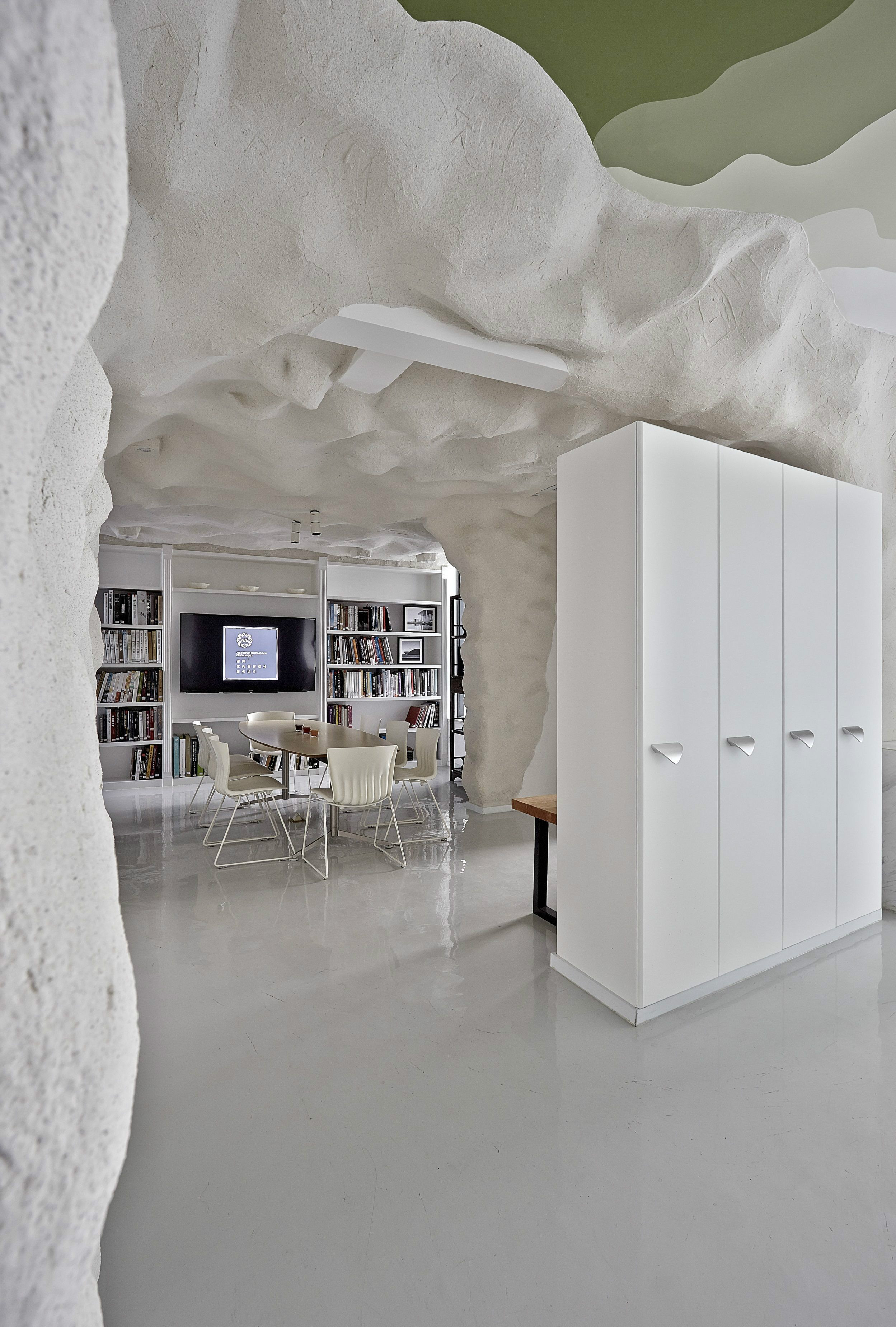 上海山洞風(fēng)格辦公室裝修設(shè)計效果圖-第3張圖片-上海古都建筑設(shè)計集團(tuán)