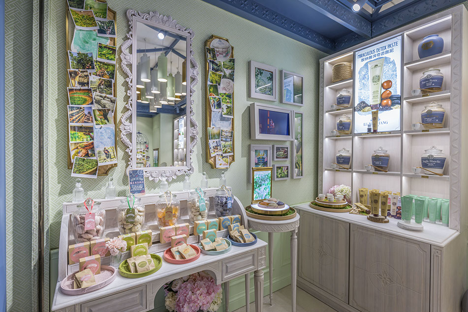 上?；瘖y品辦公室裝修設(shè)計-第3張圖片-上海古都建筑設(shè)計集團