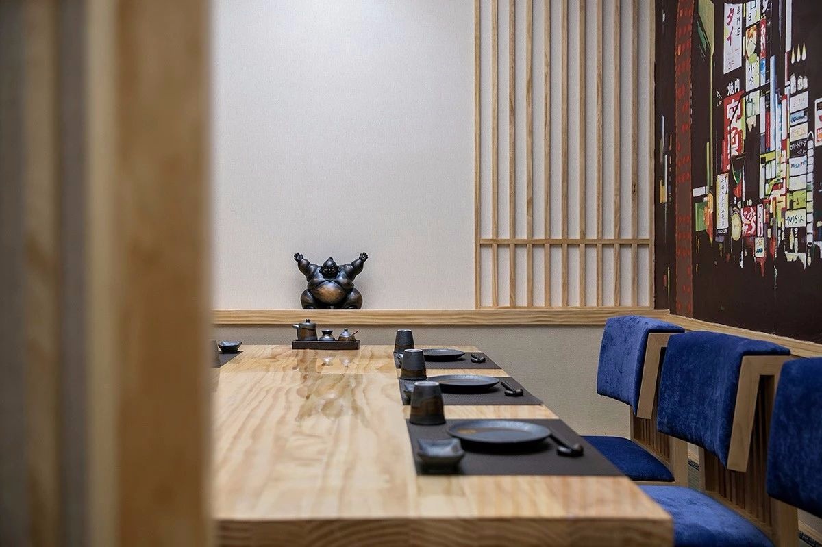 普陀區(qū)日料餐廳辦公室裝修設(shè)計(jì)-第4張圖片-上海古都建筑設(shè)計(jì)集團(tuán) 普陀區(qū)日料餐廳辦公室裝修設(shè)計(jì)-第4張圖片-上海古都建筑設(shè)計(jì)集團(tuán)