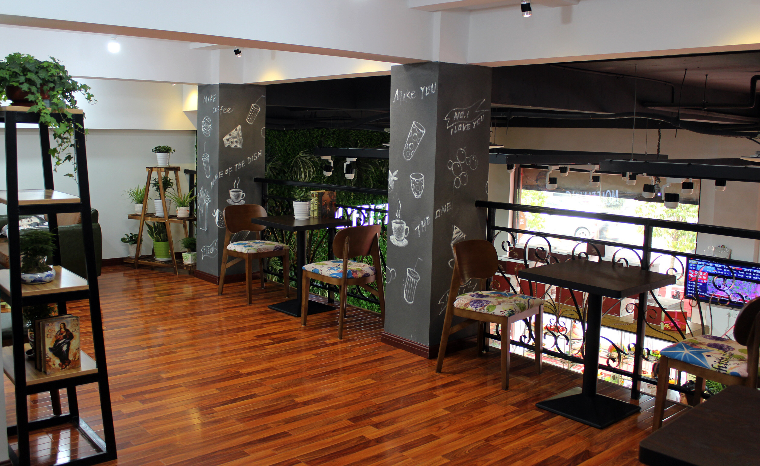 浦東新區(qū)loft工業(yè)風奶茶店裝修設(shè)計-第2張圖片-上海古都建筑設(shè)計集團