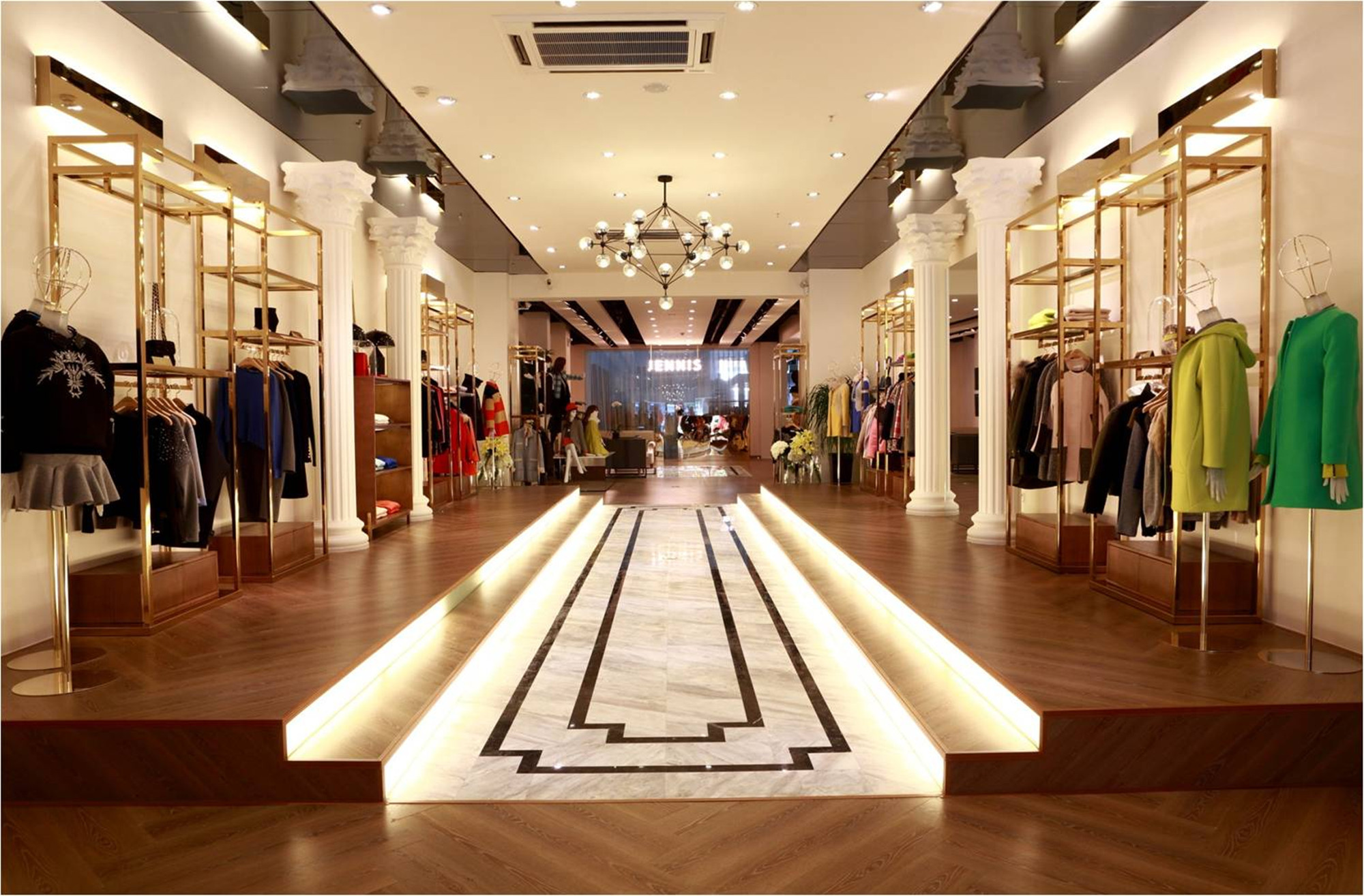 復(fù)式女裝店裝修設(shè)計(jì)-第3張圖片-上海古都建筑設(shè)計(jì)集團(tuán) 復(fù)式女裝店裝修設(shè)計(jì)-第3張圖片-上海古都建筑設(shè)計(jì)集團(tuán)