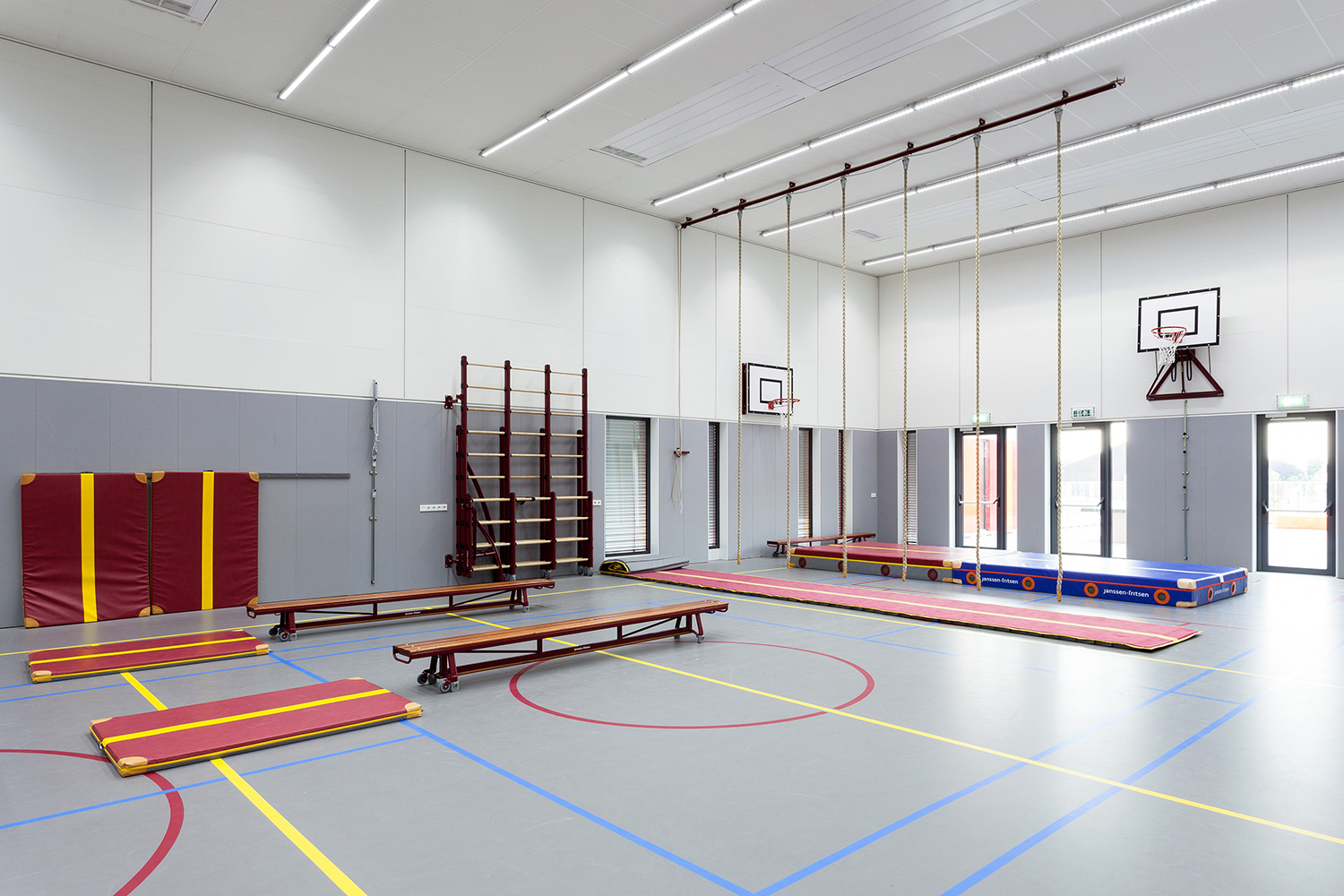 現(xiàn)代健身體育館裝修設(shè)計(jì)-第3張圖片-上海古都建筑設(shè)計(jì)集團(tuán) 現(xiàn)代健身體育館裝修設(shè)計(jì)-第3張圖片-上海古都建筑設(shè)計(jì)集團(tuán)