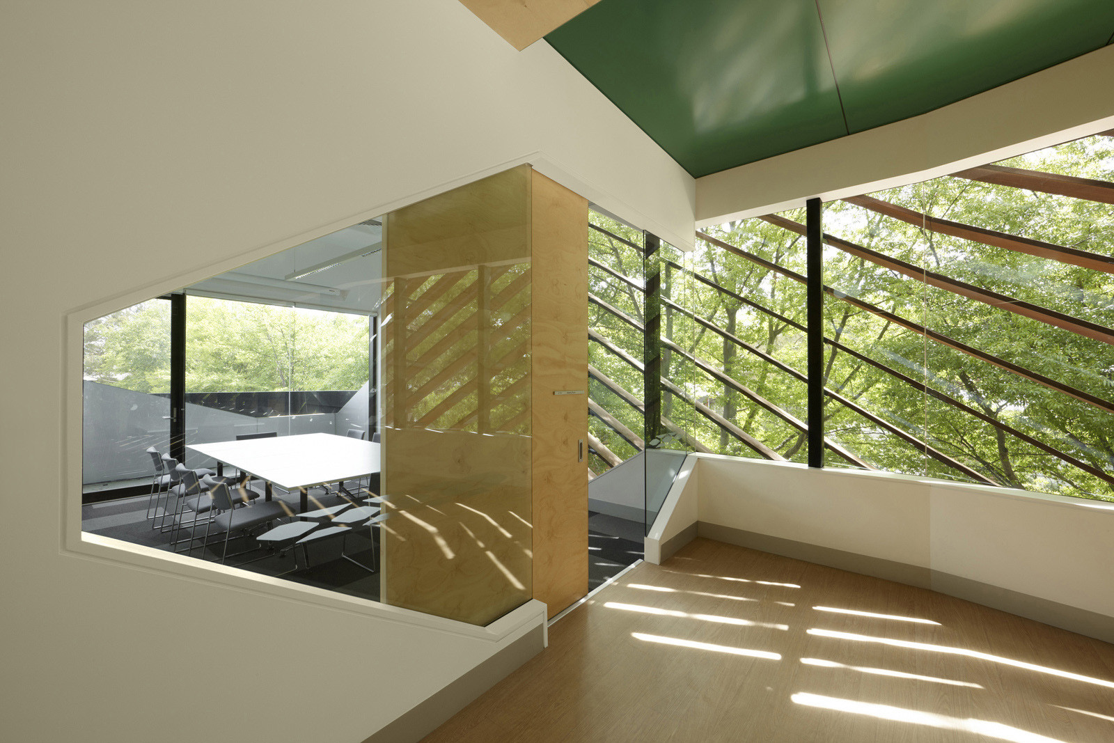 生物科研公司辦公室裝修設(shè)計(jì)-第4張圖片-上海古都建筑設(shè)計(jì)集團(tuán) 生物科研公司辦公室裝修設(shè)計(jì)-第4張圖片-上海古都建筑設(shè)計(jì)集團(tuán)