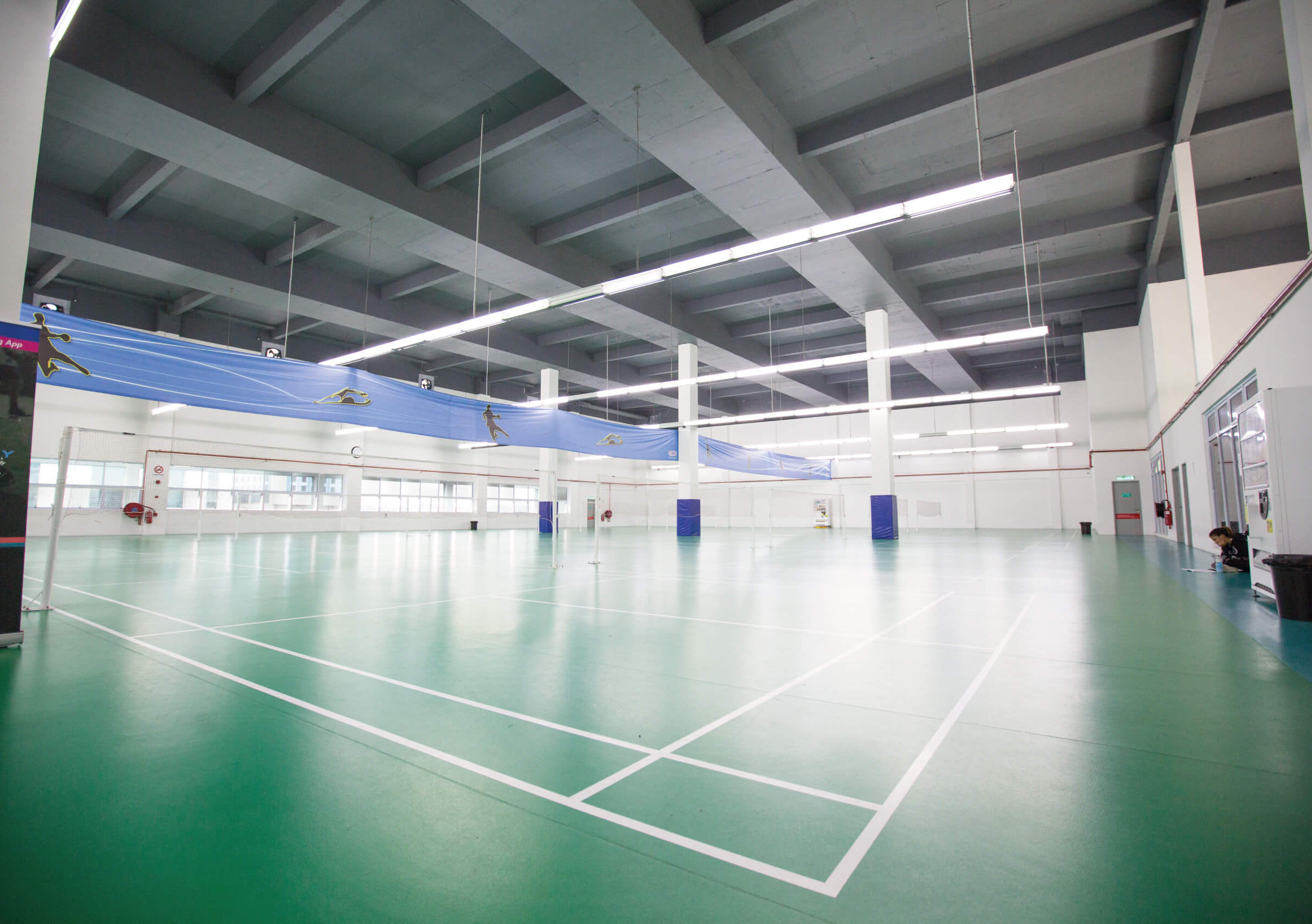 室內(nèi)小型簡約羽毛球館裝修設(shè)計-第3張圖片-上海古都建筑設(shè)計集團(tuán) 室內(nèi)小型簡約羽毛球館裝修設(shè)計-第3張圖片-上海古都建筑設(shè)計集團(tuán)