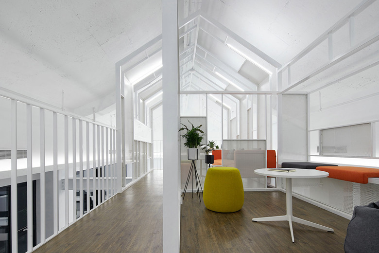 上海楊浦辦公室裝修660平米空間辦公室效果-第2張圖片-上海古都建筑設(shè)計集團(tuán) 上海楊浦辦公室裝修660平米空間辦公室效果-第2張圖片-上海古都建筑設(shè)計集團(tuán)