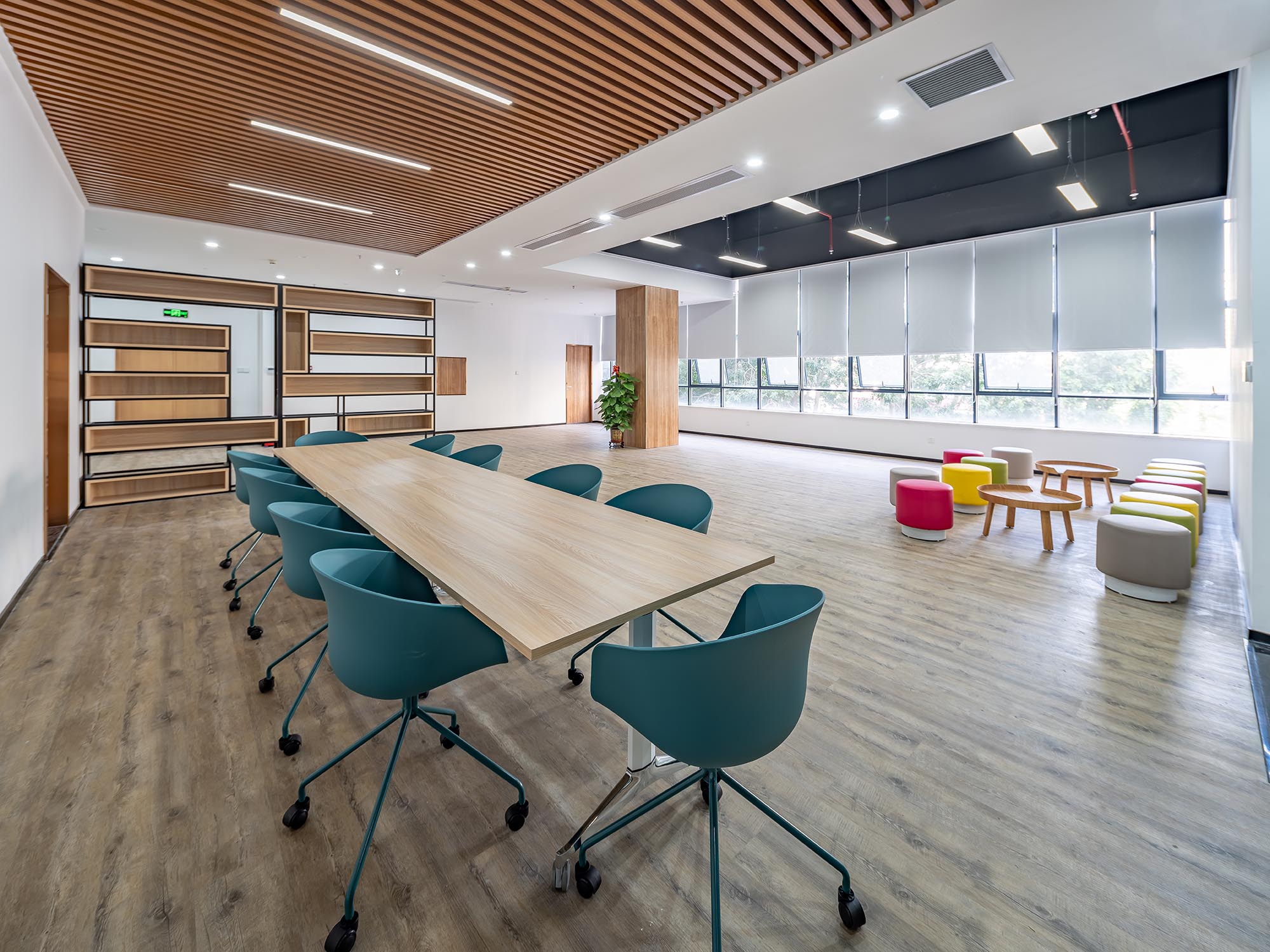 浦東5200平律師事務(wù)所辦公裝潢設(shè)計(jì)-第7張圖片-上海古都建筑設(shè)計(jì)集團(tuán) 浦東5200平律師事務(wù)所辦公裝潢設(shè)計(jì)-第7張圖片-上海古都建筑設(shè)計(jì)集團(tuán)