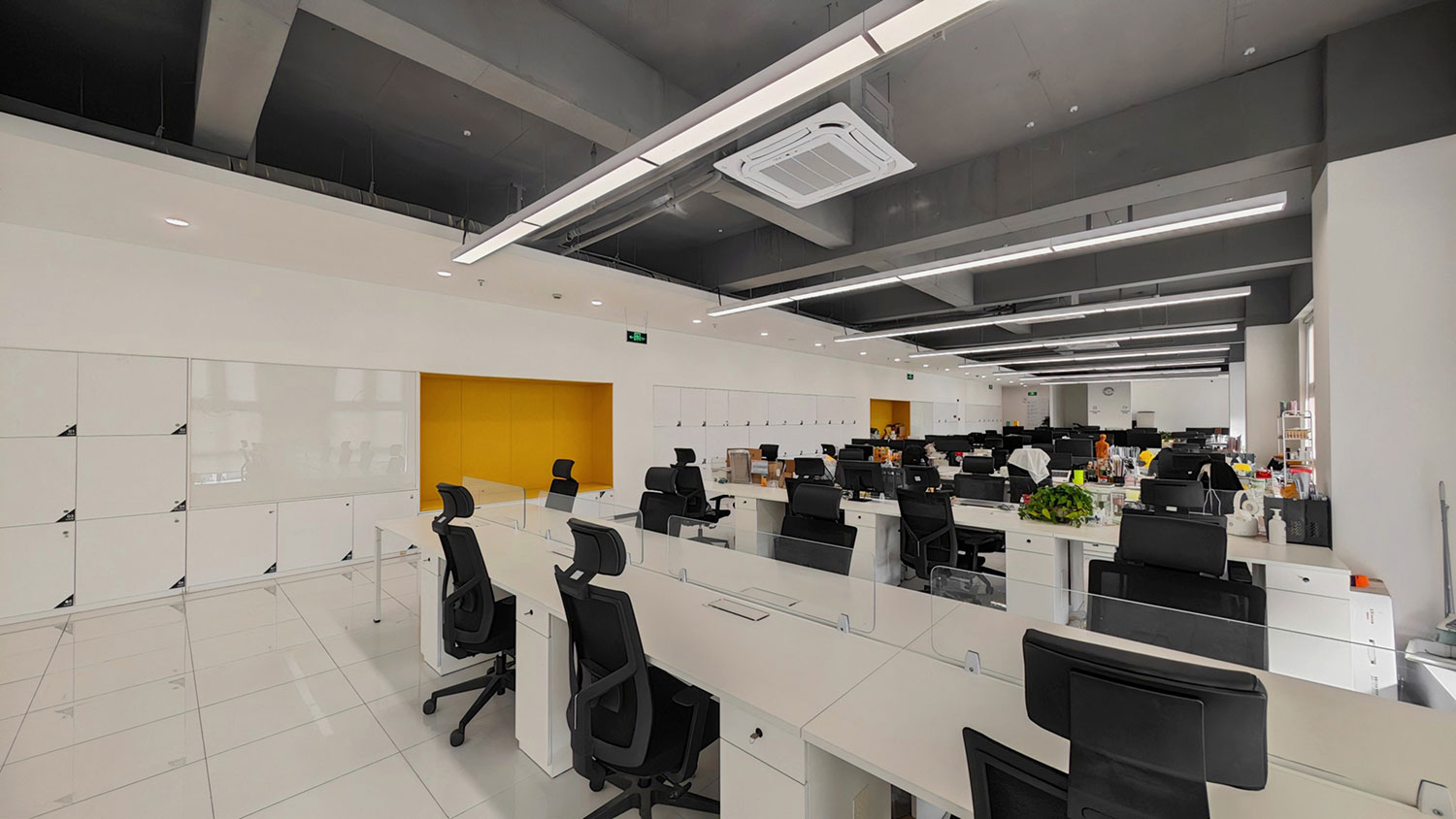 虹口1900生物科技公司辦公場所裝潢設(shè)計-第3張圖片-上海古都建筑設(shè)計集團(tuán)